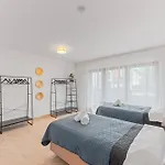 Krelax Baroque Living - 4 Bedrooms - 8 Guests - Balcony - Parking - Smart Tv - Near Train Station And Highway *