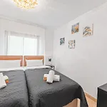 Krelax Baroque Living - 4 Bedrooms - 8 Guests - Balcony - Parking - Smart Tv - Near Train Station And Highway Apartamento Ludwigsburg