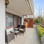 Krelax Baroque Living - 4 Bedrooms - 8 Guests - Balcony - Parking - Smart Tv - Near Train Station And Highway Apartamento *