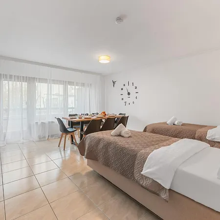 Apartamento Krelax Baroque Living - 4 Bedrooms - 8 Guests - Balcony - Parking - Smart Tv - Near Train Station And Highway *