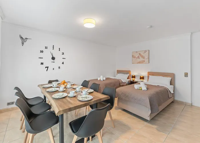 公寓 Krelax - - Modern For 8 People