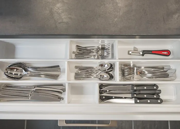 Krelax - - Modern For 8 People *